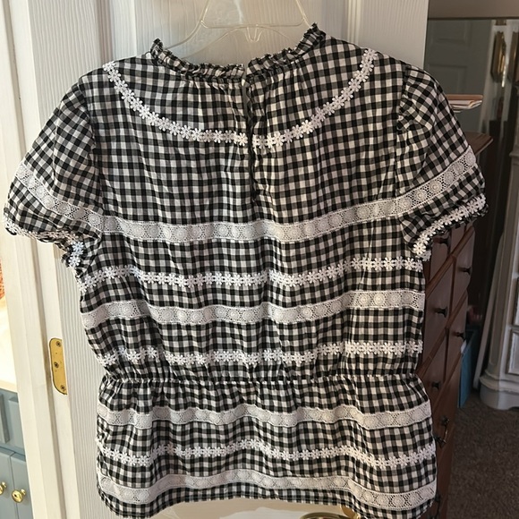 J. Crew Black and White Gingham Daisy Chain SZ M Top with Lace - Picture 3 of 9